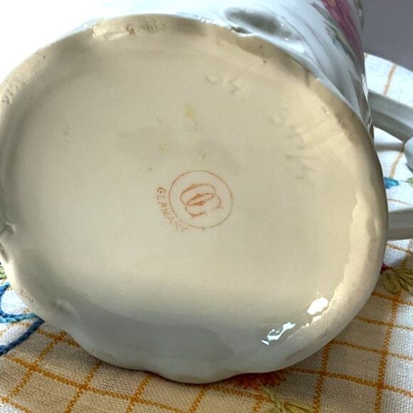 Stunning Shabby Chic vintage china water pitcher; incredible roses; Germany - Picture 5 of 5